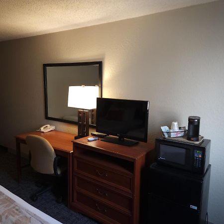 Bison Plains Lodge Moorhead Экстерьер фото