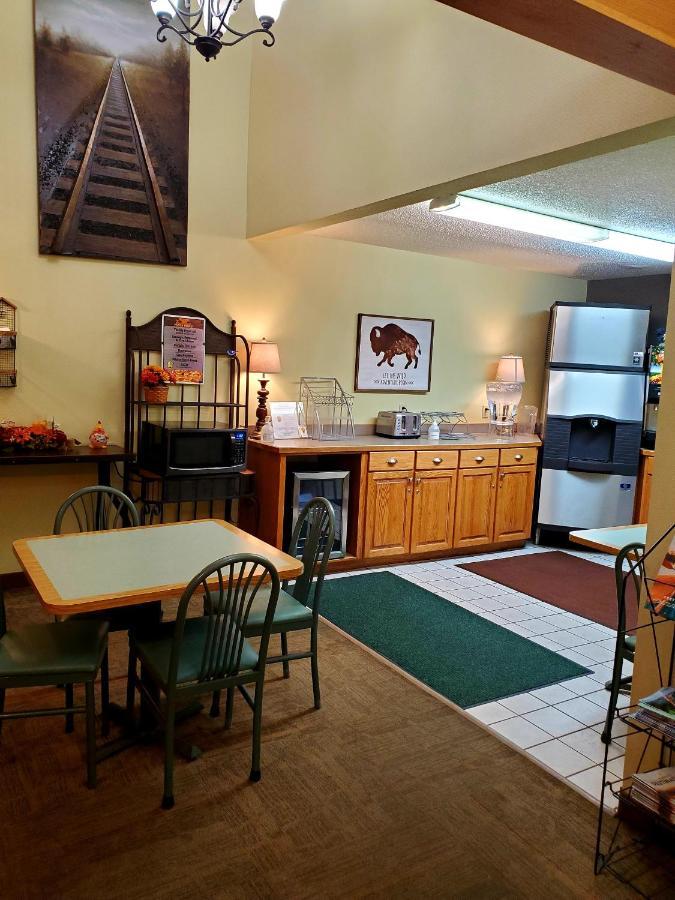 Bison Plains Lodge Moorhead Экстерьер фото