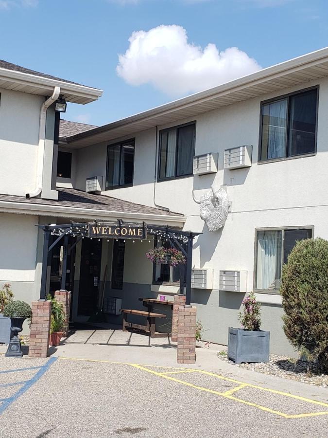 Bison Plains Lodge Moorhead Экстерьер фото