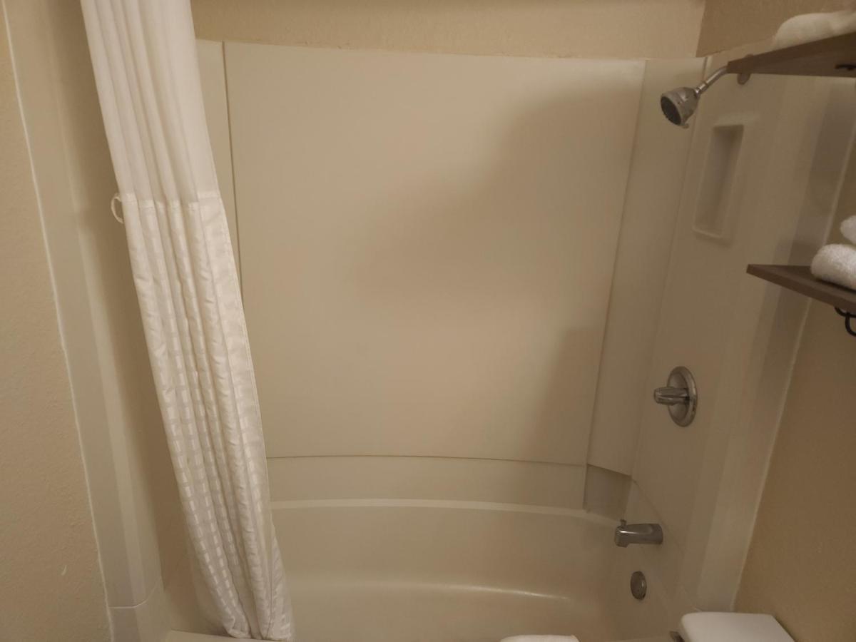 Bison Plains Lodge Moorhead Экстерьер фото