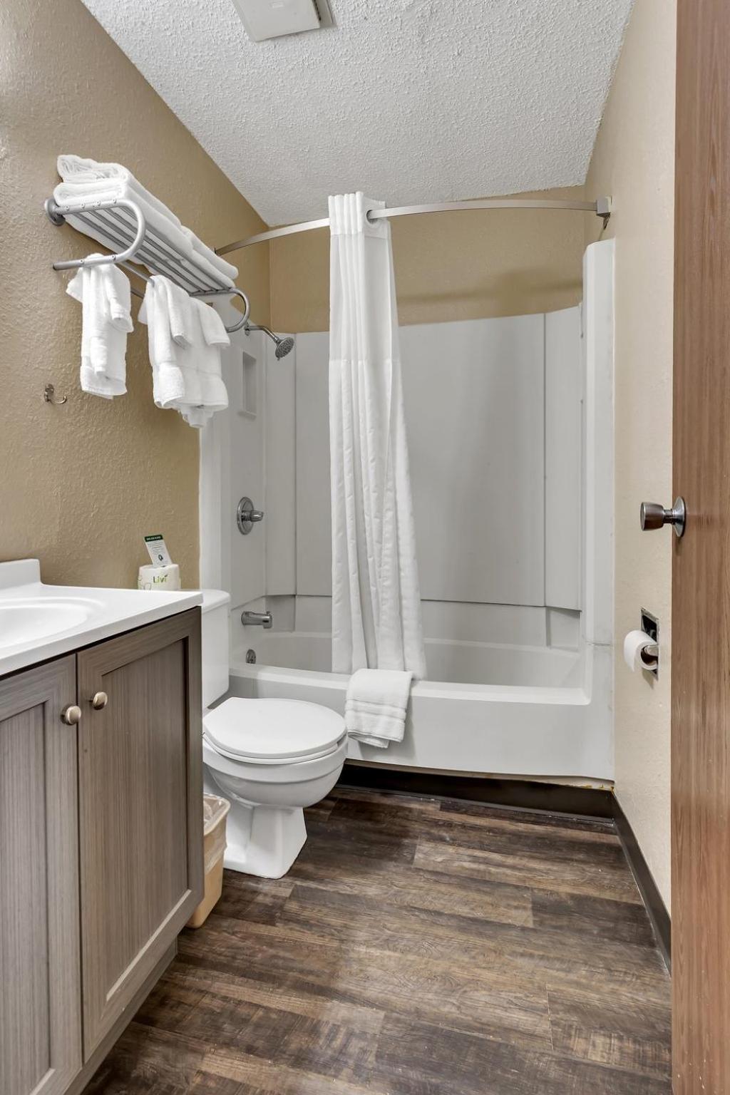 Bison Plains Lodge Moorhead Экстерьер фото
